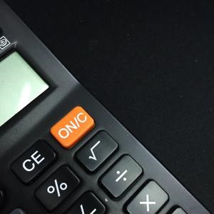 hourly wage calculator